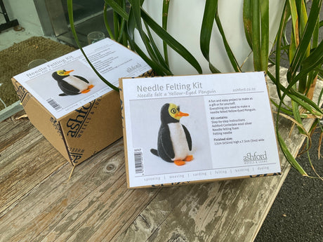 Ashford Needle Felting Kit - Penguin - Prosper Yarn