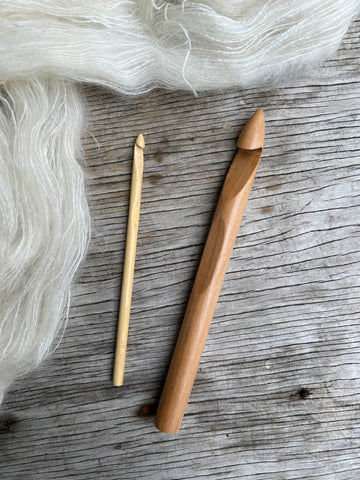 Crochet hooks bamboo Chiaogoo - Prosper Yarn